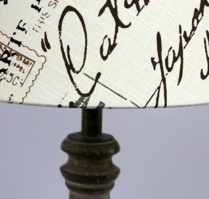 Lampe en bois CARTE POSTALE   