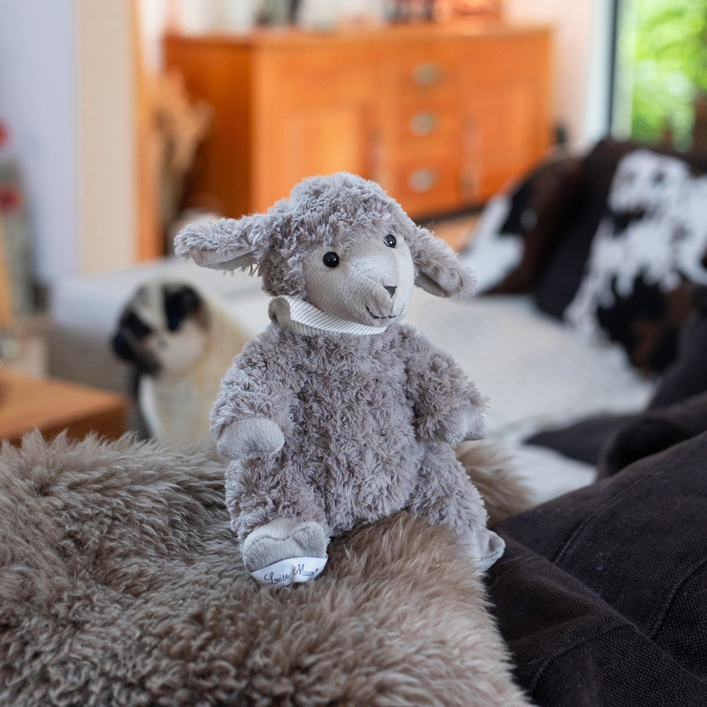 Peluche agneau NAEL Louise Mansen 24 cm